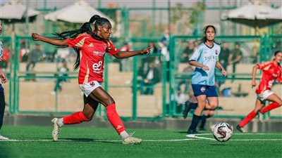 الأهلي يفوز على بالم هيلز بثلاثية نظيفة في دوري كرة القدم النسائية