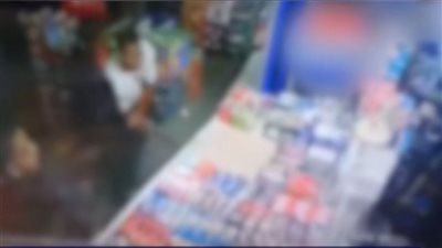 مشادة كلامية تتحول إلى مأساة.. اعتداء داخل محل تجاري بالجيزة