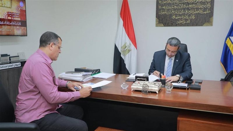 محافظ دمياط يعتمد