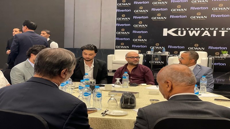 الكاتب الصحفي أحمد