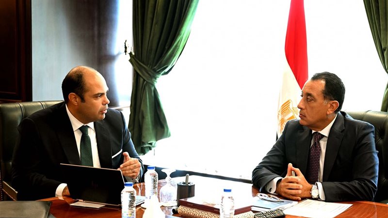 رئيس الوزراء مع رئيس