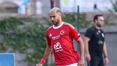 تفكيران لحل أزمة الظهيرين.. بيكهام ينهي مشكلة دفاع الأهلي أمام المحلة