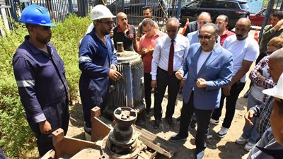 محافظ أسيوط يوجه بتصنيع قطع غيار محلية لإصلاح محطة مياه المثلث بحي شرق