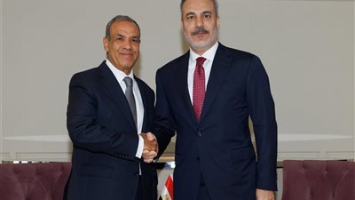 مشاورات مصرية – تركية في جدة لتعزيز العلاقات الثنائية والتنسيق الإقليمي