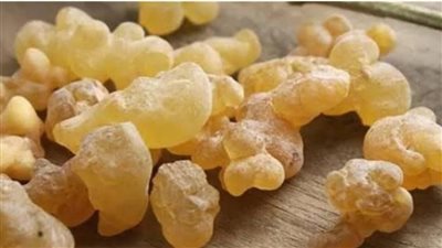 خلطة جدات لبنان.. ماسكات الزبادي والكركم والعسل لتوحيد لون البشرة