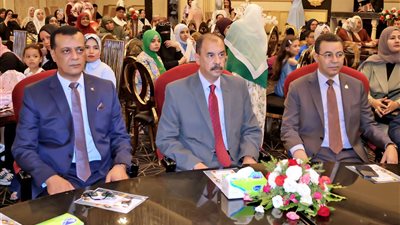 محافظ سوهاج يشهد احتفالية تكريم أوائل الشهادات بمدرسة الأرقم للبنات | صور 