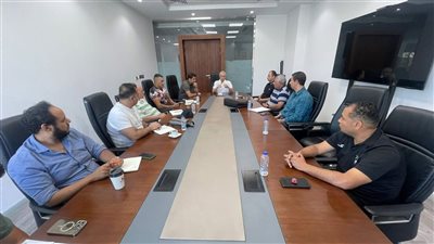 وضع ترتيبات معسكر المنتخب المشارك في كأس العرب ومواجهة تونس وديًا  