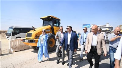 وزير الإسكان: تطوير محور التسعين الشمالي يسهم في تحسين مستوى الخدمات للسكان