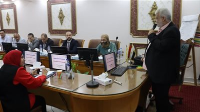 «إعداد القادة» يواصل تدريب المرشحين لتولي المناصب القيادية بالمراكز البحثية