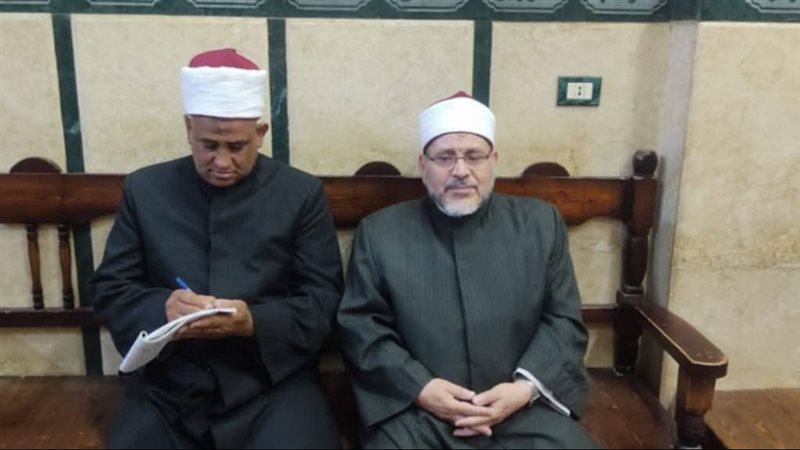مرور مفاجئ على مساجد