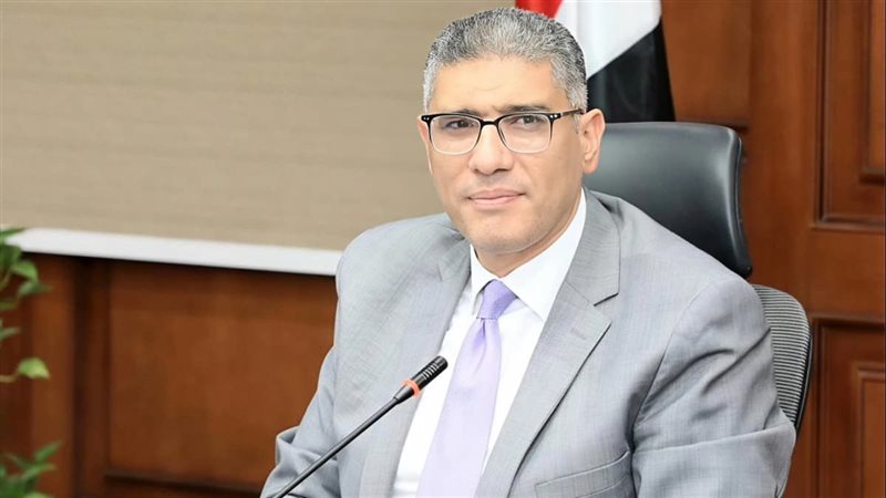 عادل النجار محافظ