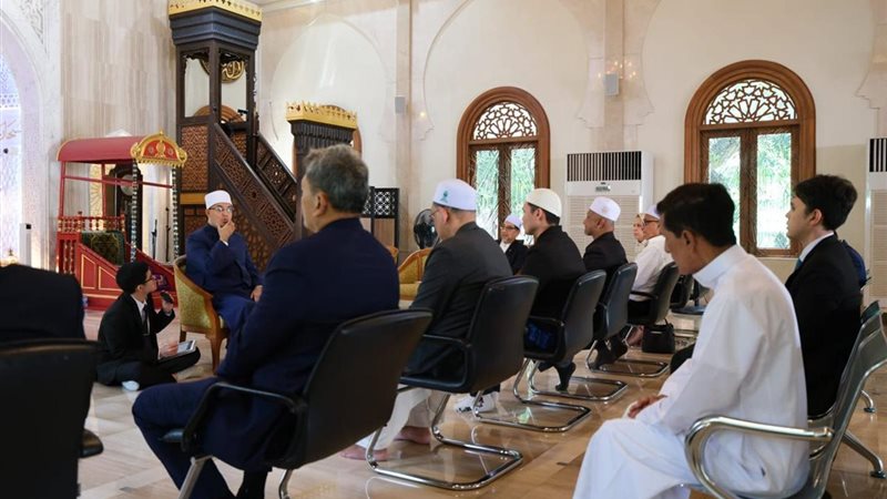 مفتي الجمهورية يلتقي