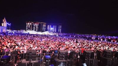 مهرجان العلمين الجديدة.. فعاليات فنية وثقافية تبهر الزوار على شاطئ المتوسط