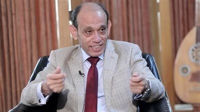 رئيس الإذاعة يكشف حقيقة انضمام حسام عقل للجنة الدراما | خاص