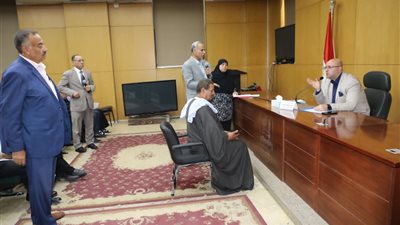 محافظ بني سويف يوجه بحلول لشكاوى واحتياجات المواطنين في مختلف القطاعات