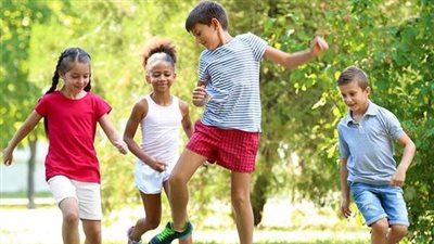 كيفية اهتمام الشريعة الإسلامية بالأنشطة البدنية والألعاب الرياضية للأطفال؟