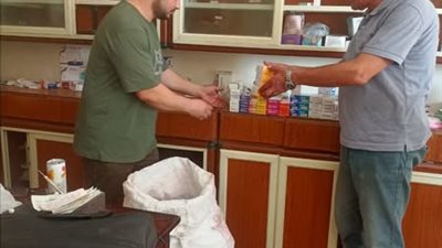 ضبط مصنع أعلاف وصيدلية غير مرخصة بحملات تموينية في الشرقية