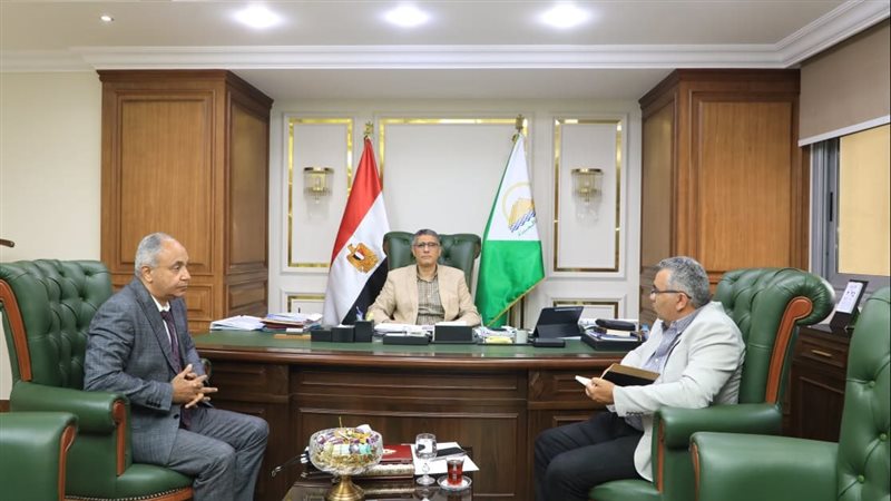 محافظ الجيزة يلتقي
