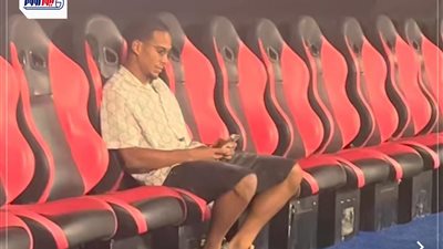 سيف الجزيري يؤازر الزمالك ضد فاركو من ملعب السلام رغم استبعاده