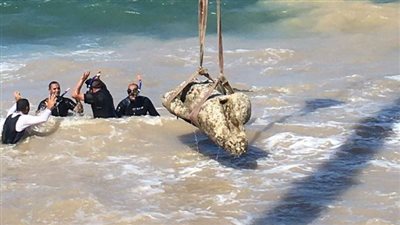 كبير أثريين الآثار الغارقة: آخر تسونامي ضرب مصر تسبب بغرق جزء من المدينة