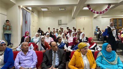 حلقة نقاشية طلابية حول البكالوريا المصرية ورؤية التعليم للمستقبل بالسويس