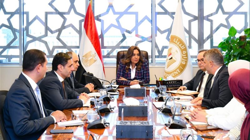 الدكتورة منال عوض