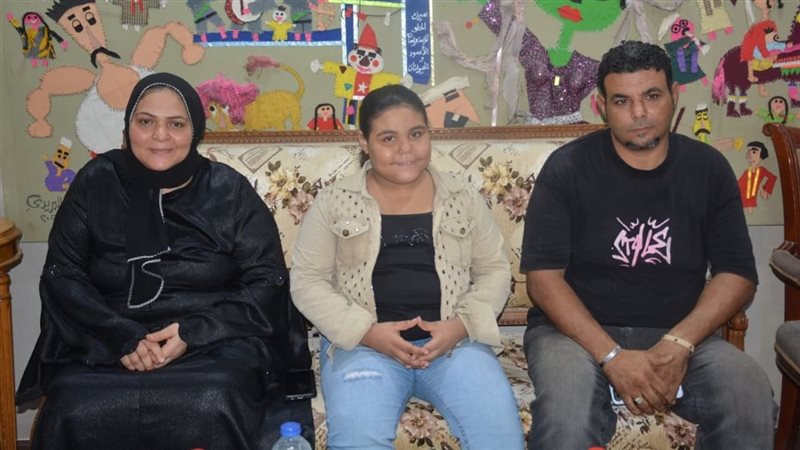 الطفلة هايدي وأسرتها