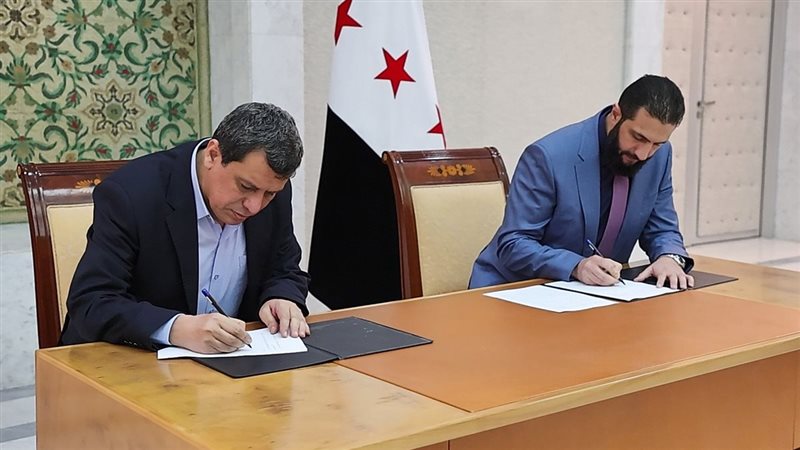 الشرع وقائد قسد