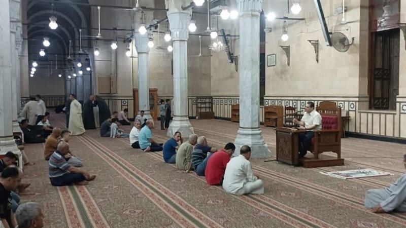 مجالس الإقراء بالمسجد