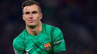 تجديد وإعارة.. برشلونة يعلن تمديد عقد إيناكي بينيا حتى 2029