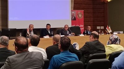 مبادرة سلامتك تهمنا لنشر ثقافة السلامة والصحة المهنية بالقابضة لمصر الطيران