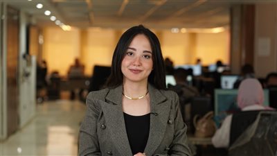 سفيرة للرحمة ... تكريم فتاة الشيبسي بعد موقفها النبيل | فيديو