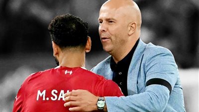 مدرب ليفربول الجديد يكشف سر تعامله مع محمد صلاح: الاحترام قبل التكتيك
