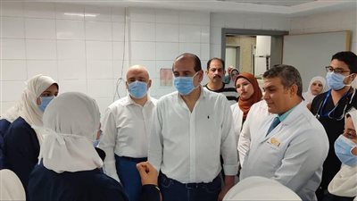 نائب وزير الصحة يتفقد منشآت طبية بالقليوبية.. وإحالة إدارة مستشفى للتحقيق