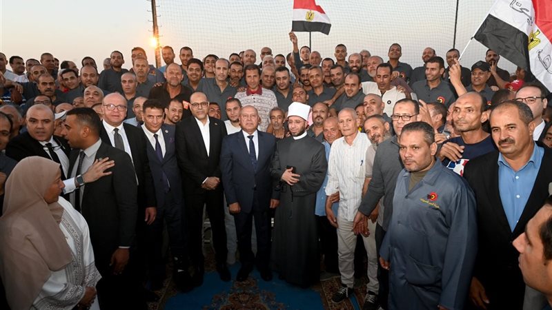 جانب من الزيارة 