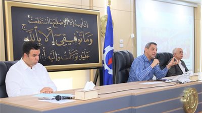 محافظ السويس : جهود تبذل لتصبح السويس وجهة سياحية.. وخطة لتطوير منطقة الأربعين