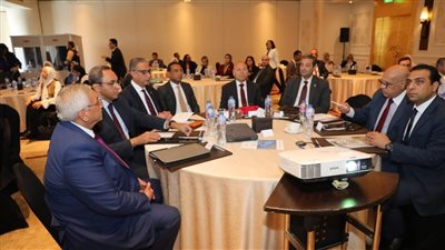 محافظ القاهرة يشهد ورشة لبناء القدرات الرقمية ودعم التحول الحضري 