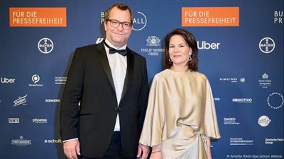 جدل في ألمانيا حول نفقات السياسيين الباهظة على الماكياج وتصفيف الشعر