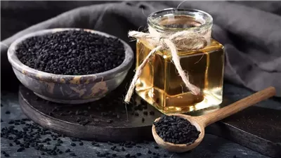 زيت الحبة السوداء: الكنز الطبيعي لصحة الجسم والشعر والبشرة 