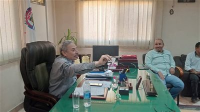 مدير الإدارة الصحية بفرشوط يؤكد عدم رصد أي حالات كوليرا في القرى |صور