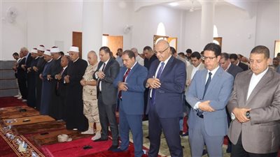 محافظ القليوبية ومدير الأمن يفتتحوا مسجد الحبيب المصطفى بحرم جامعة بنها