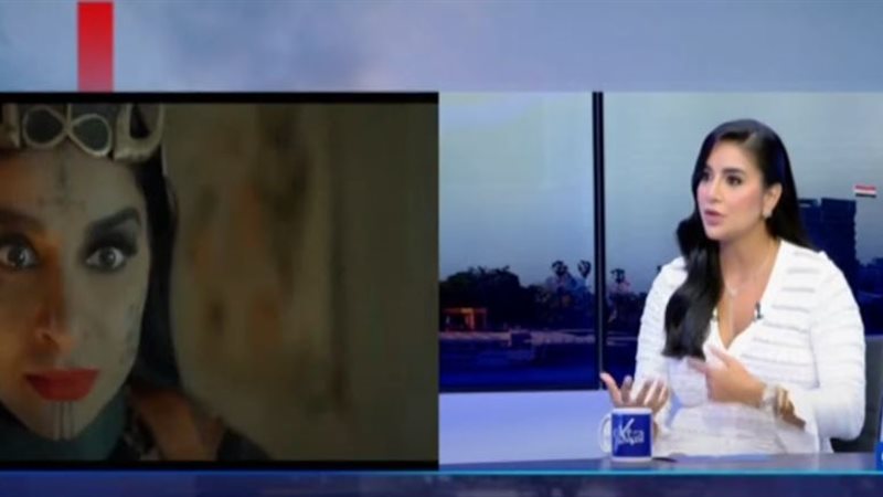الفنانة جوري بكر