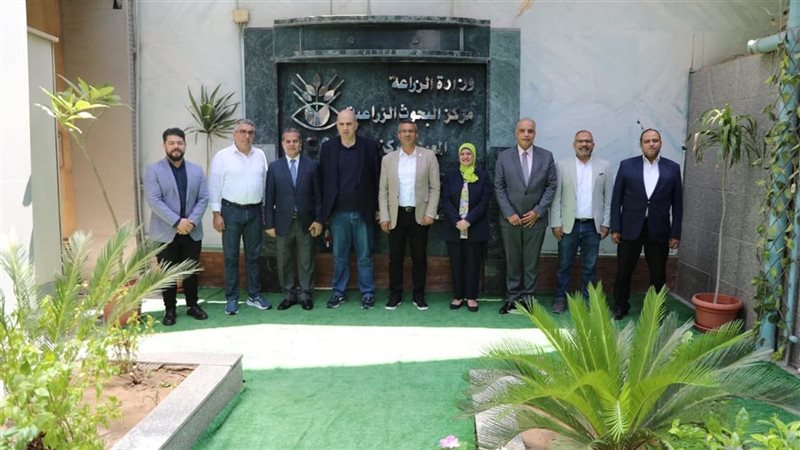 وزير الزراعة اللبناني
