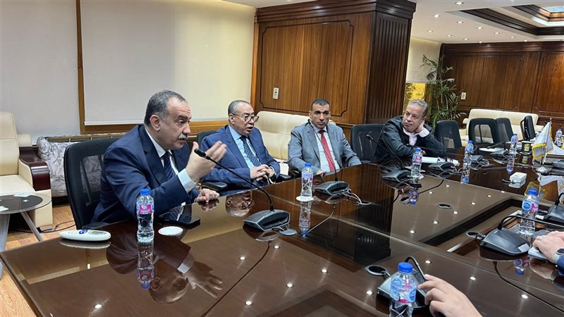 محافظ أسيوط