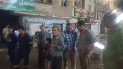 كسر بخط المياه ٤ بوصة في مركز ابوتشت بقنا وجاري العمل علي الاصلاح