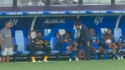 الهلال يتصدر دوري روشن بثنائية في مرمى الرياض.. ومتعب الحربي رجل المباراة