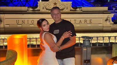 رغم إعلان انفصالهما .. ريم رأفت ومحمد حامد ينشران صورة رومانسية