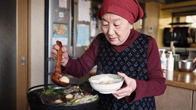   خدمة استئجار الجدات في طوكيو لتقديم الرعاية والدعم العاطفي 