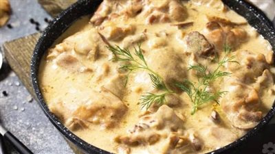 طريقة عمل فريكاسي الدجاج الفرنسي..طبق ريفي دافئ ومريح