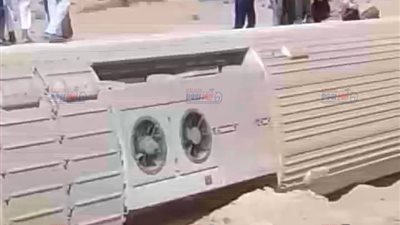 ننشر الصور الأولى لخروج عربات قطار مطروح عن مسارها